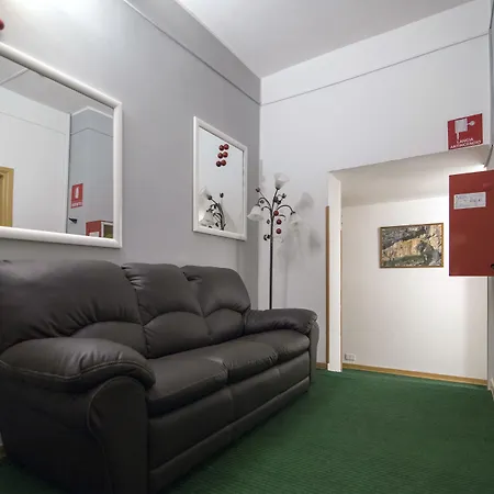 Pinguino Szálloda 3*