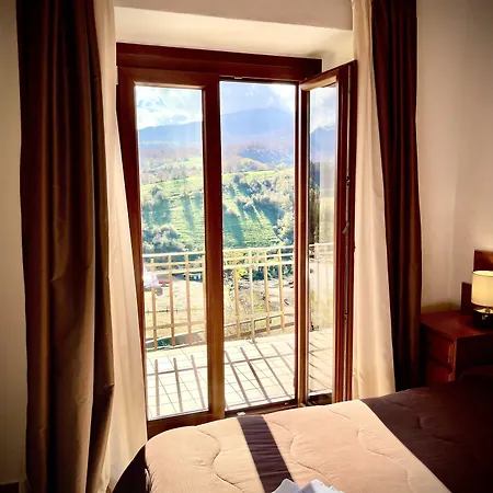 Pinguino Szálloda 3*